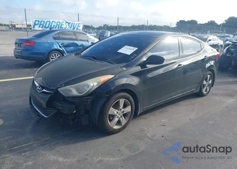 2013 Hyundai Elantra Gls z USA, uszkodzony, nr VIN KMHDH4AE1DU814356